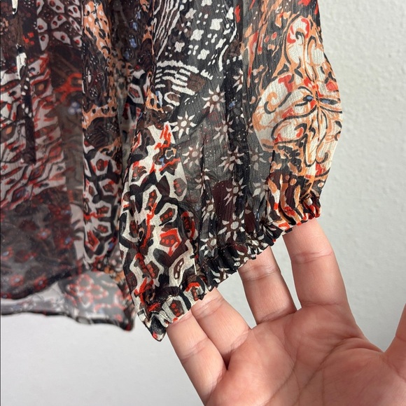 Joie Cecarina Long Sleeve Silk Top size XXS - Picture 5 of 10